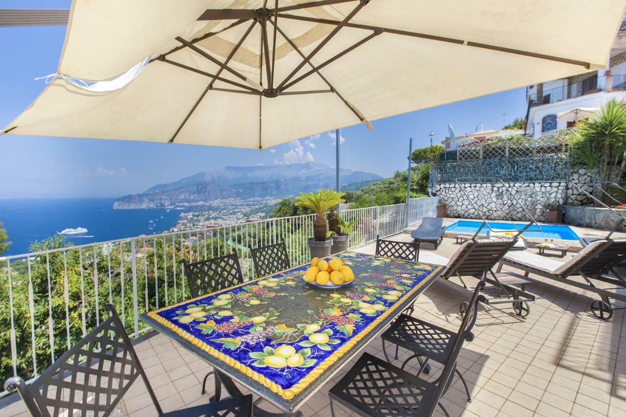 Amore Rentals - Casa Augusta A Sorrento Eksteriør billede
