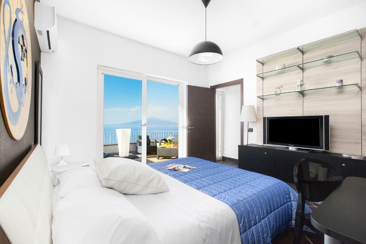 Amore Rentals - Casa Augusta A Sorrento Eksteriør billede