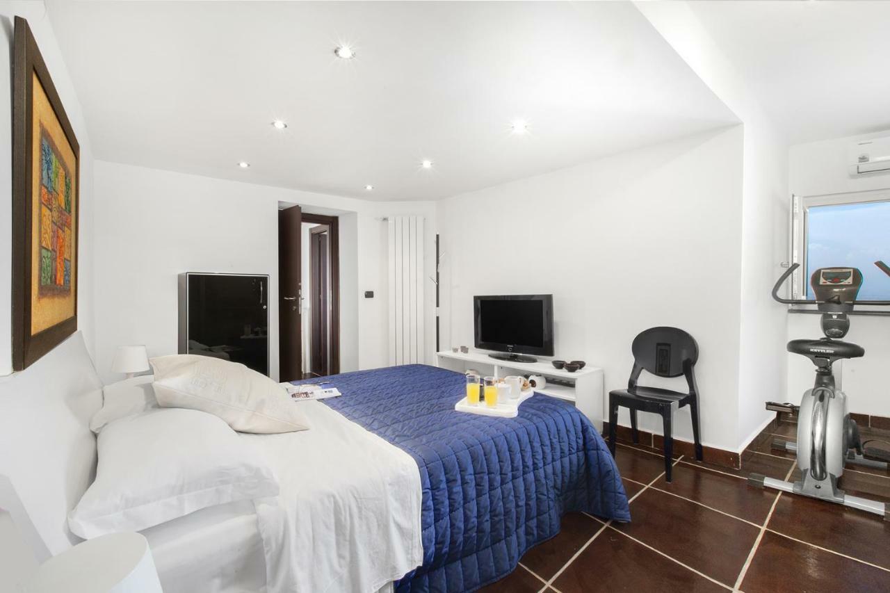 Amore Rentals - Casa Augusta A Sorrento Eksteriør billede